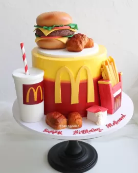 3D Macdonlads Cake