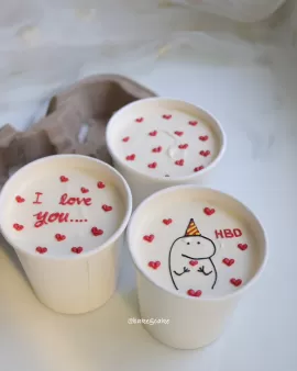 3 Mini Cake Cups