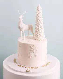 deer winter cake