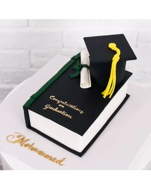 Graduation Cake 08